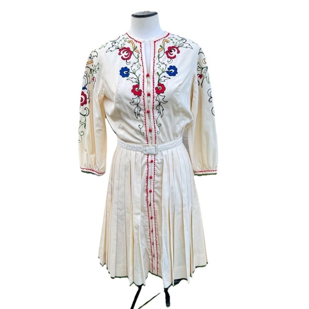 VTG 1950s Carlye‎ Embroidered Shirtwaist Dress ILGWU Folk Floral Belted S